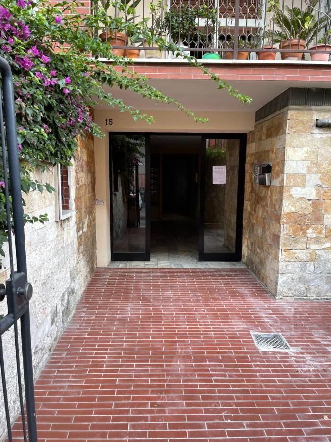 Moderno Home 1 Μπάρι Εξωτερικό φωτογραφία