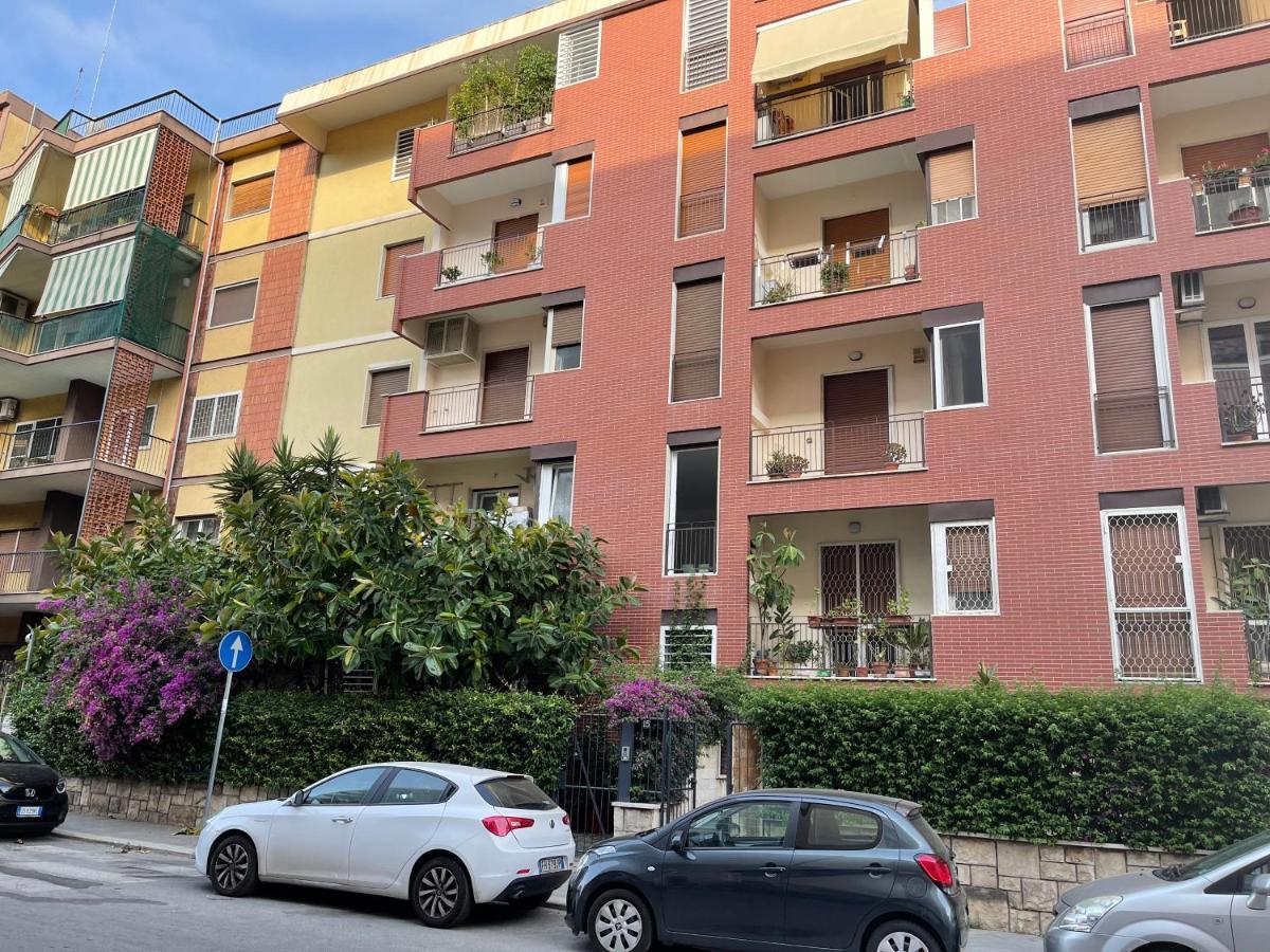 Moderno Home 1 Μπάρι Εξωτερικό φωτογραφία
